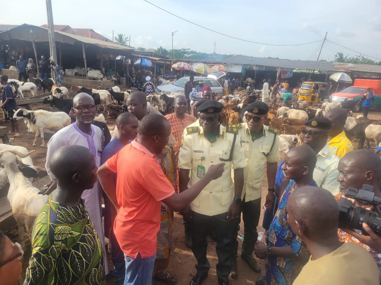 You are currently viewing TRACE WARNS TRADERS, MOTORISTS AGAINST ROAD OBSTRUCTION