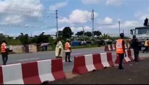 Read more about the article TRAFFIC ADVISORY ON TEMPORARY TRAFFIC DIVERSION ALONG THE LAGOS–IBADAN EXPRESSWAY AT MAGBORO